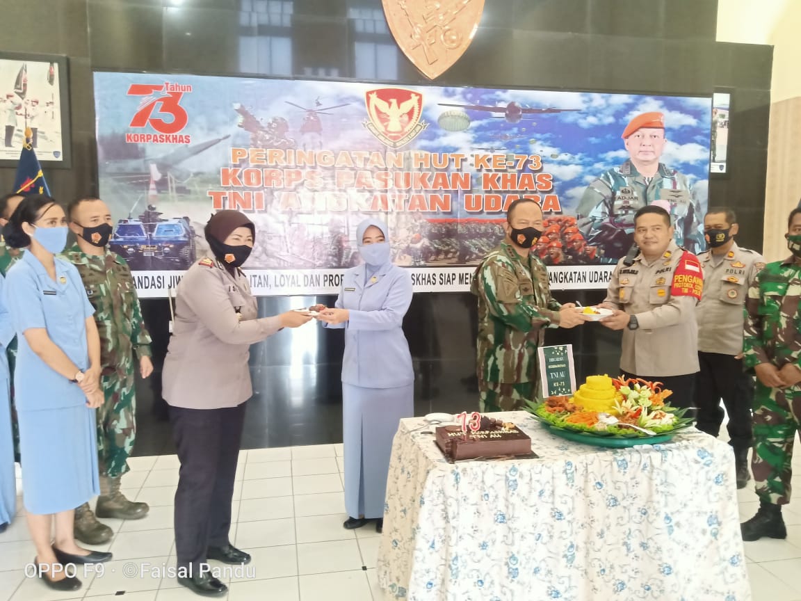 Kokohkan Sinergitas Dan Solidaritas Kapolsek Cisauk Berikan Suprise