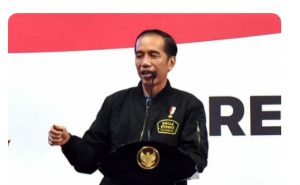 Sebaiknya Jokowi Pertimbangkan Untuk Mundur