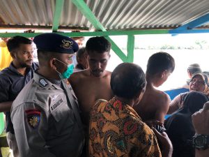 Kapal Pukat Lingkung Karam, 9 Nelayan Bedagai Selamat