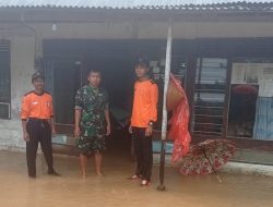 Tanggul Jebol Sebabkan Rumah Warga Terendam Banjir di Cilacap