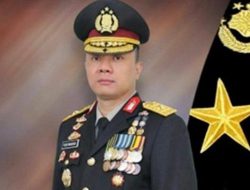 Dipimpin 5 Jenderal, Teddy Minahasa Jalani Sidang Etik Polri