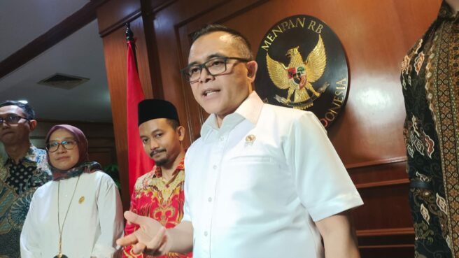 Kementerian Pendayagunaan Aparatur Negara dan Reformasi Birokrasi (PANRB) Abdullah Azwar Anas menyebut intensif mampu mendorong agenda reformasi birokrasi nasional.